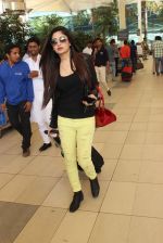 snapped at airport in Mumbai on 19th Feb 2016